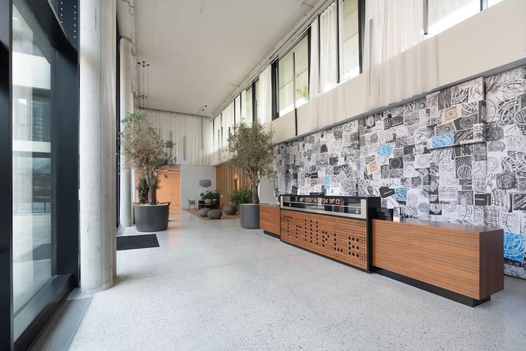 Hoch Hinaus, Neu Und Stilvoll Mit Pool Am Dach Apartment Vienna Exterior photo